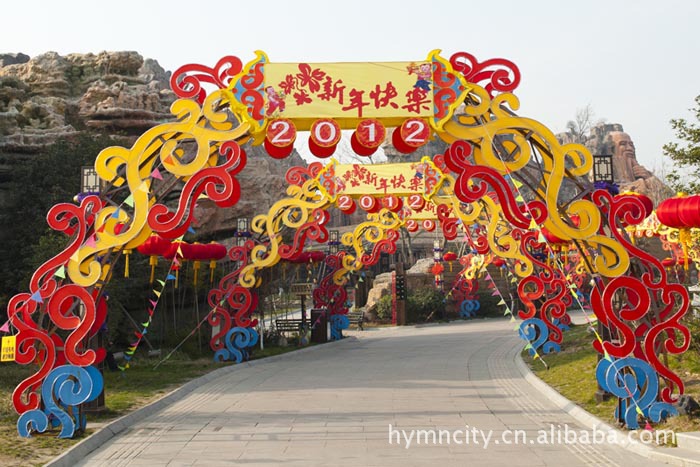 戶(hù)外拱門(mén)裝飾 點(diǎn)亮節(jié)慶與商業(yè)空間的藝術(shù)